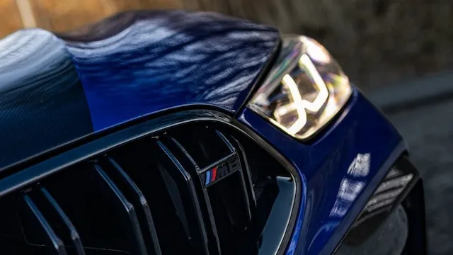Detail 2 of 2023 BMW M8